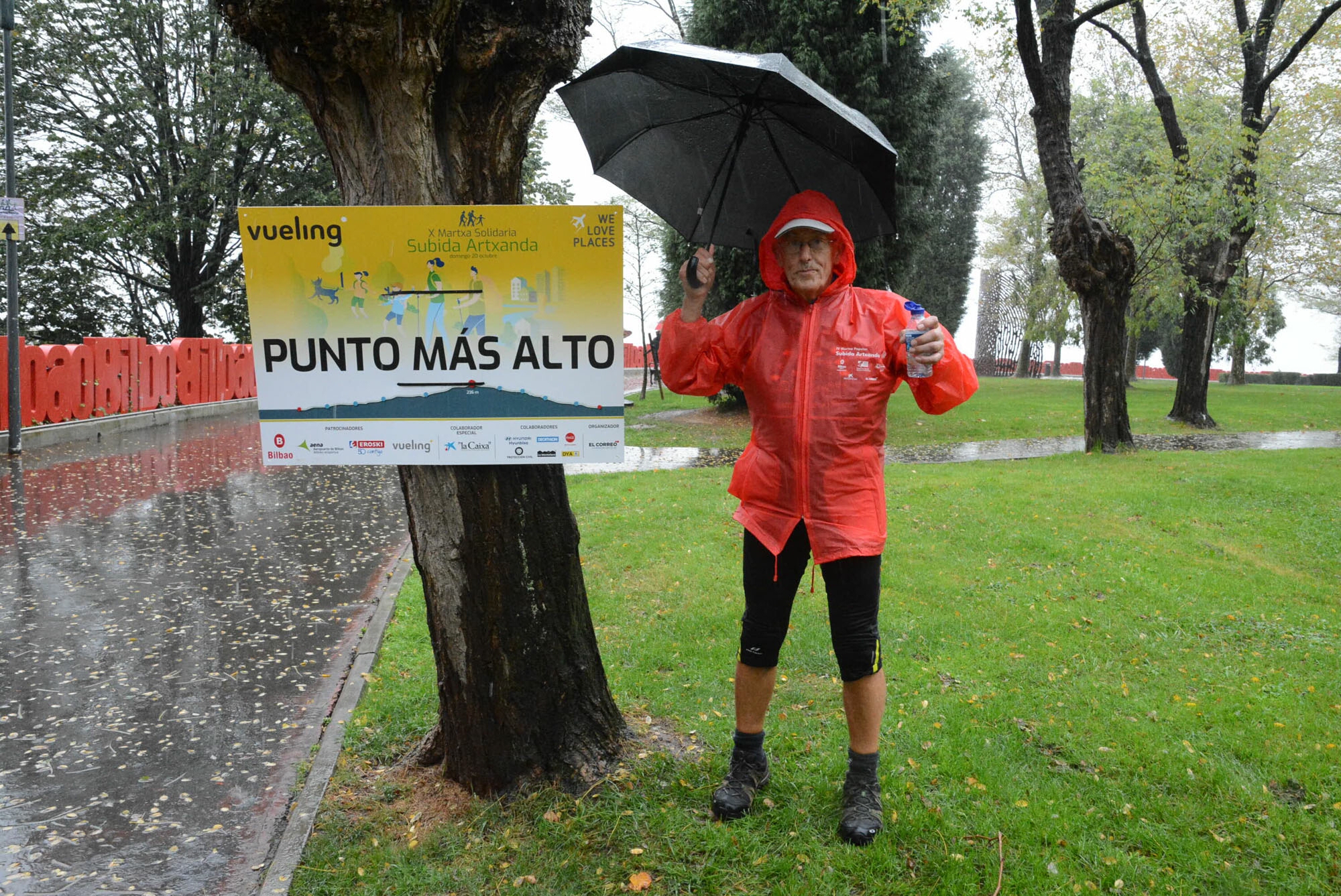 Foto 48 de la avituallamiento y mirador - Galería de la Subida a Artxanda 2019